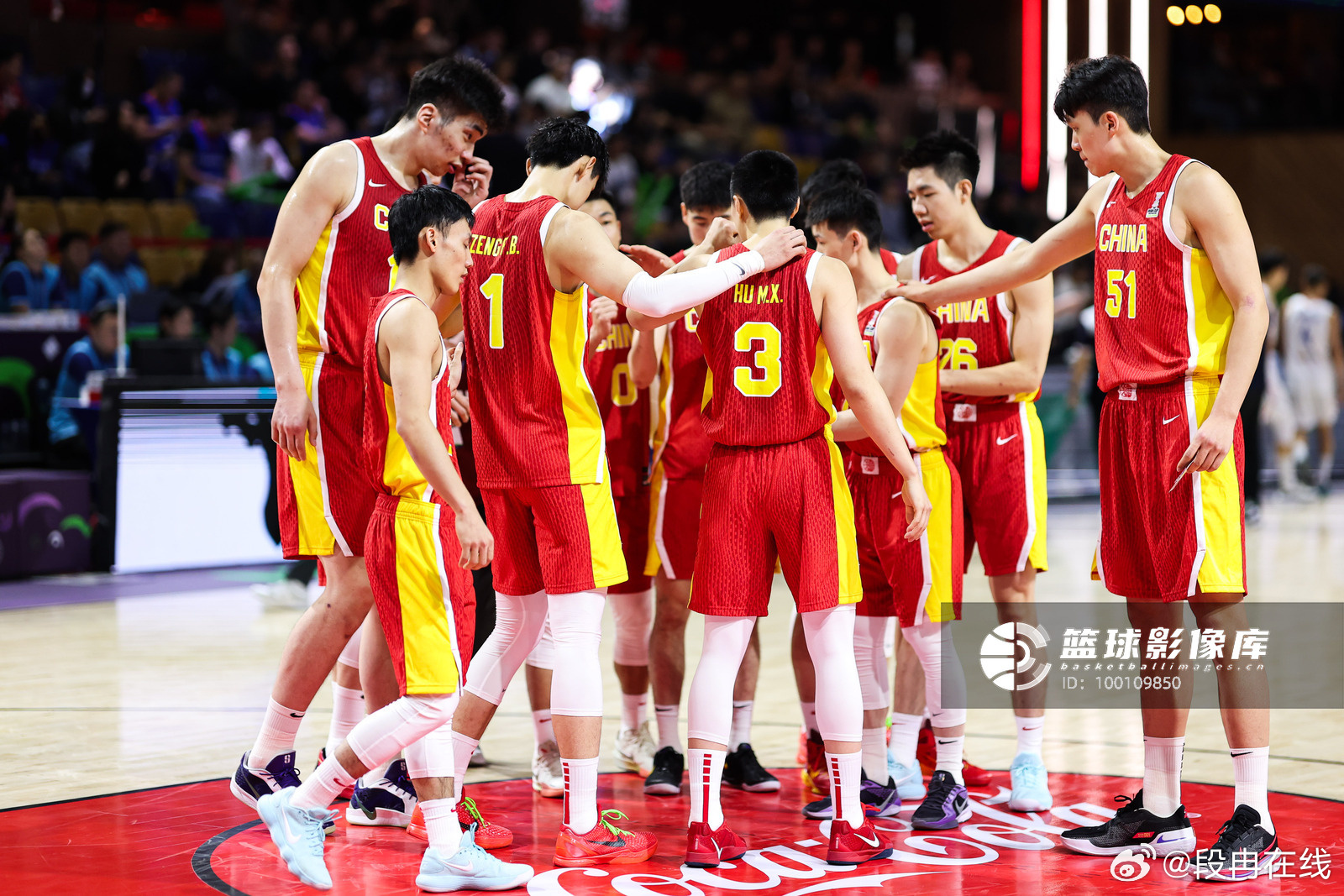 在比赛中对于比赛用球有哪些方面的要求